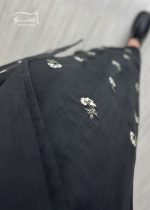 مانتو سوزندوزی مشکی بلند کد 897 - تصویر 3